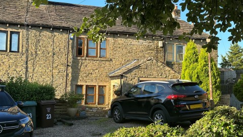 View Full Details for Mollydown Cottage, Westfield Lane, Idle, Bradford