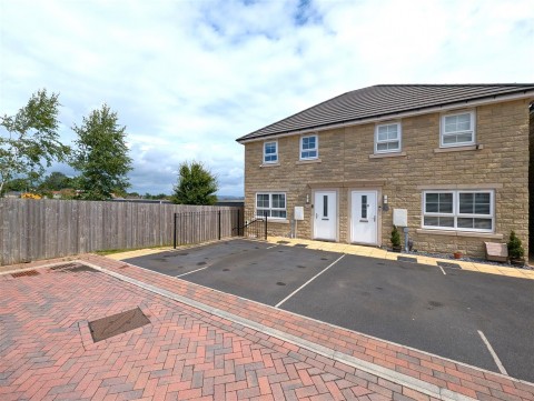 View Full Details for Fetlock Drive, Eccleshill, Bradford