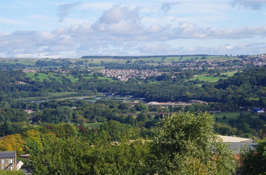 Images for Crag View, Bradford