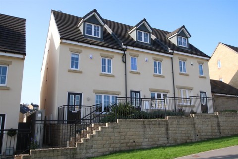 View Full Details for Brompton Drive, Apperley Bridge