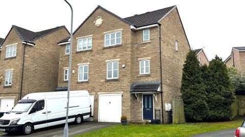 View Full Details for Summerley Court, Idle, Bradford