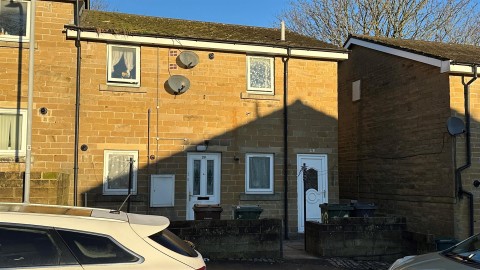 View Full Details for Darnay Lane, Bradford