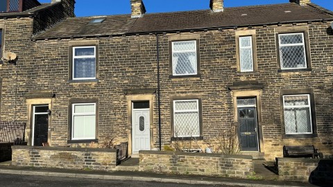 View Full Details for Apperley Road, Idle, Bradford