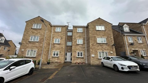 View Full Details for 16 Loxley Close, Bradford